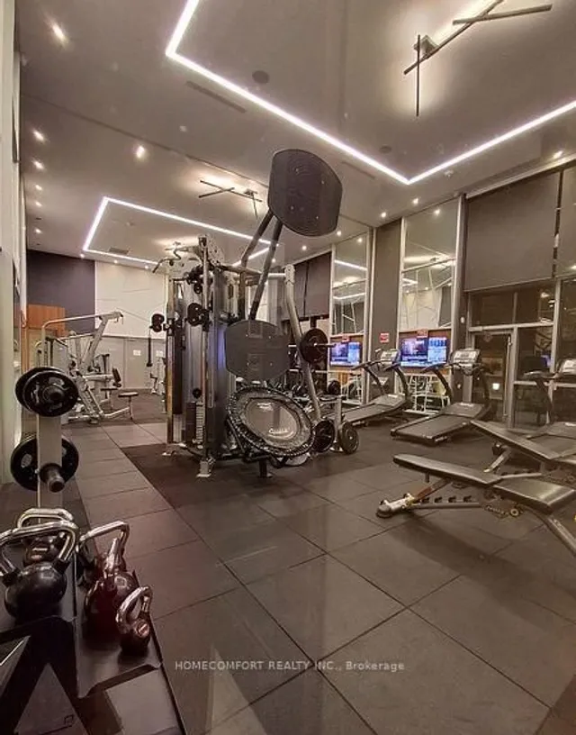 Additional image 30 of 275 Village Green Sq Unit 417