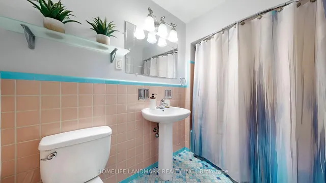 Additional image 42 of 12 Carousel Crt