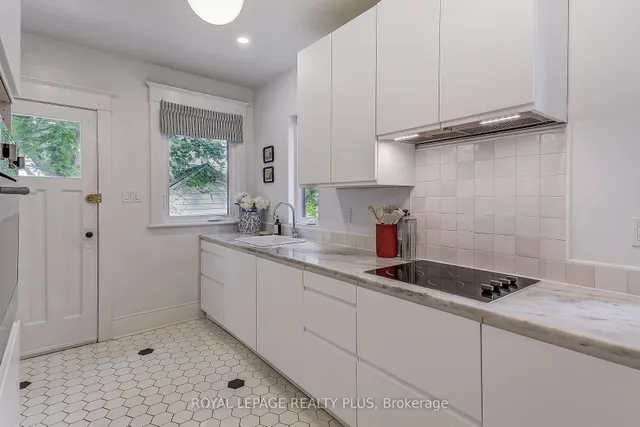 Additional image 12 of 192 Kensington Ave