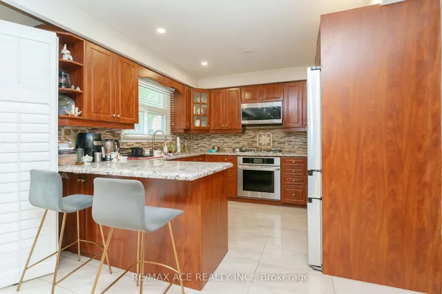 Additional image 12 of 38 Pottery Cres