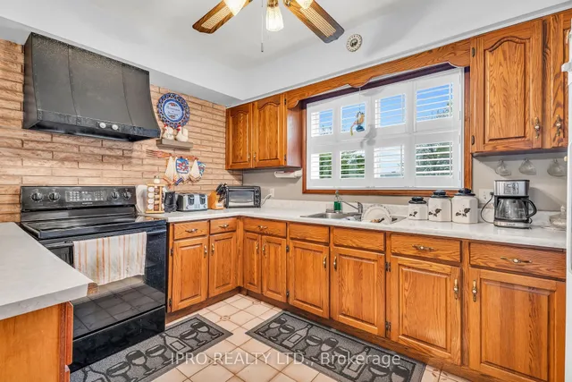 Additional image 16 of 6 Leckie Ave