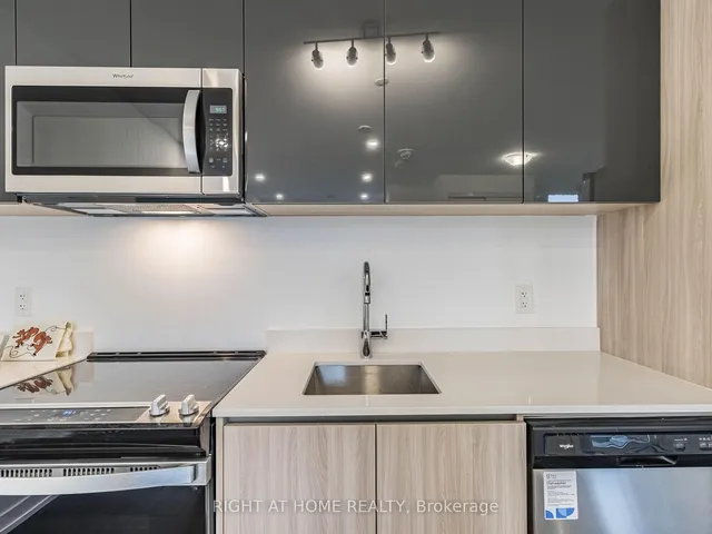 Additional image 15 of 5 maryport Ave Unit 113