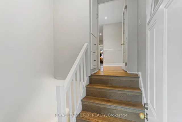 Additional image 32 of 542 Runnymede Rd