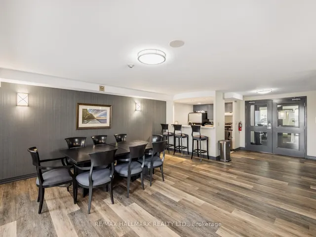 Additional image 30 of 1797 Queen St Unit 301