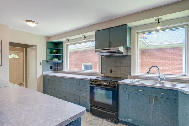 Additional image 13 of 3991 Bloor St