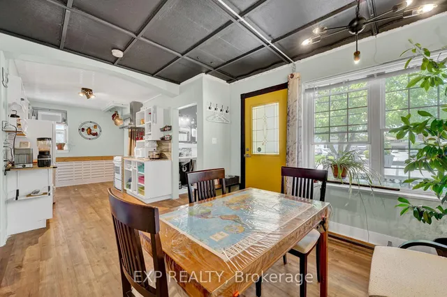 Additional image 9 of 82 Kehl St