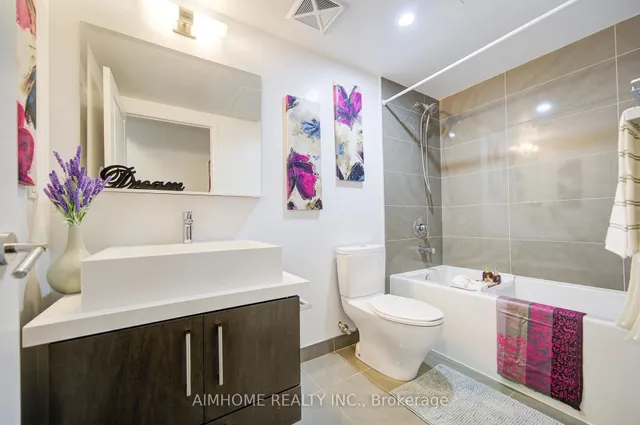 Additional image 27 of 65 St Mary St Unit 1401