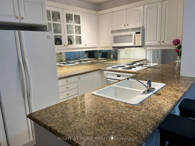 Additional image 11 of 3130 Yonge St Unit Ph1