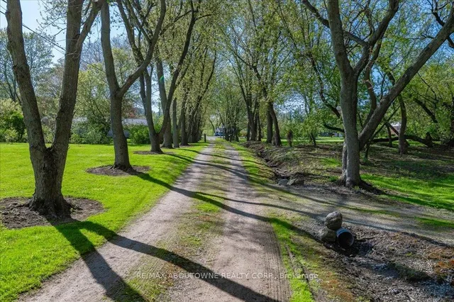 Additional image 6 of 3029 Britannia Rd