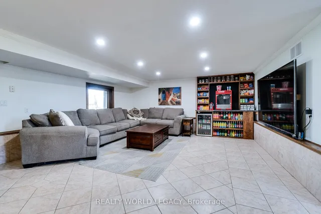 Additional image 21 of 761 Brock Rd