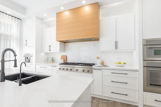 Additional image 13 of 125 Regina Ave