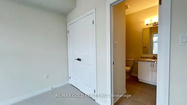 Additional image 18 of 35 Fieldridge Cres Unit 36