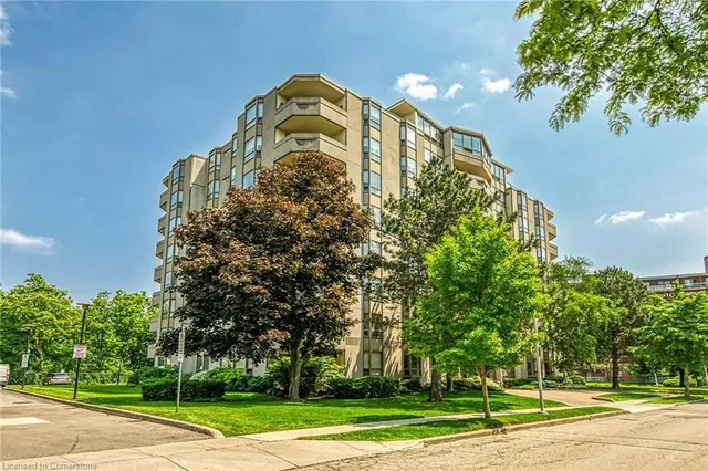 Additional image 2 of 8 Village Green Unit 112