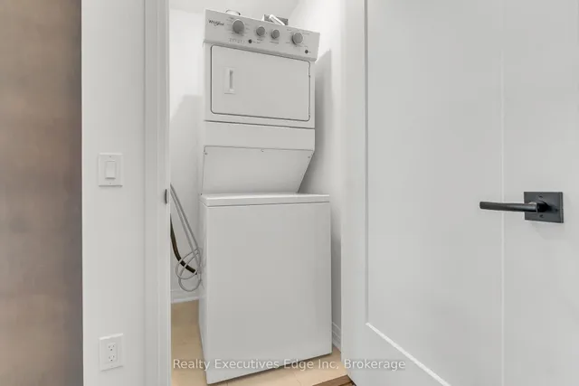 Additional image 18 of 50 Kaitting Tr Unit 304