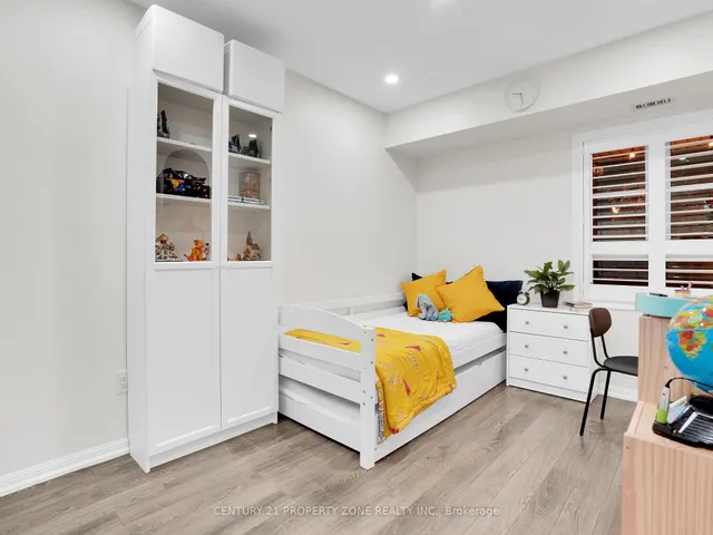 Additional image 26 of 70 Baycliffe Cres Unit 205