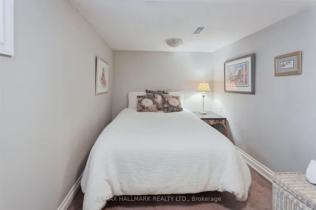 Additional image 34 of 27 Cameron Cres