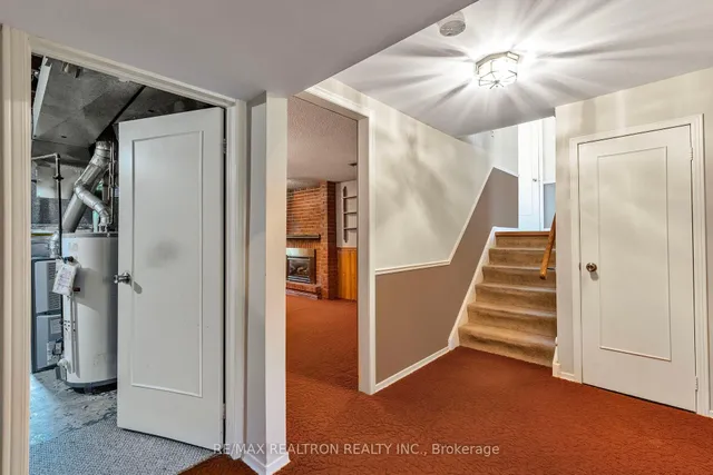 Additional image 29 of 5198 Broughton Cres