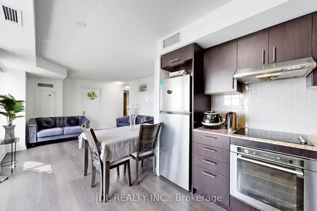 Additional image 7 of 255 Village Green Sq Unit 1402