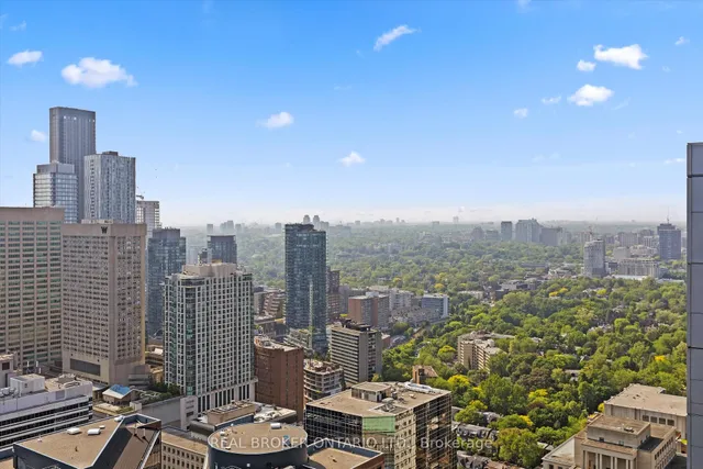 Additional image 19 of 110 Charles St Unit PH 4403