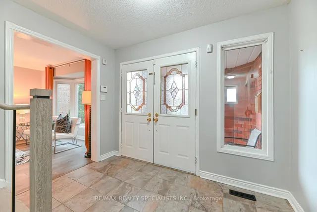 Additional image 3 of 100 Kimbark Dr