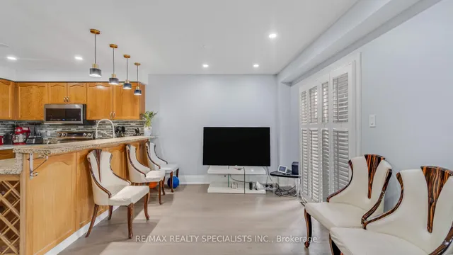 Additional image 16 of 21 EARL  GREY Cres