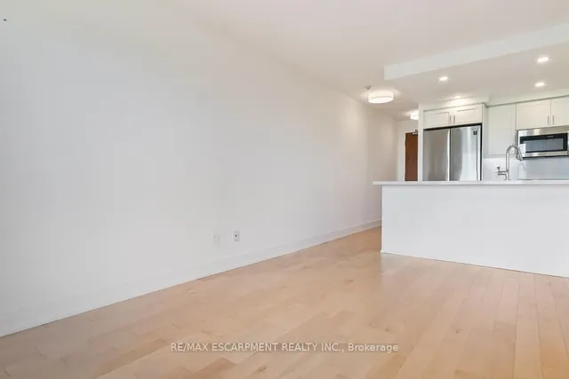 Additional image 17 of 18 Kenaston Gdns Unit 1701