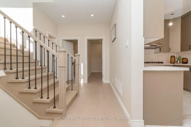 Additional image 18 of 5 Autumn Blvd