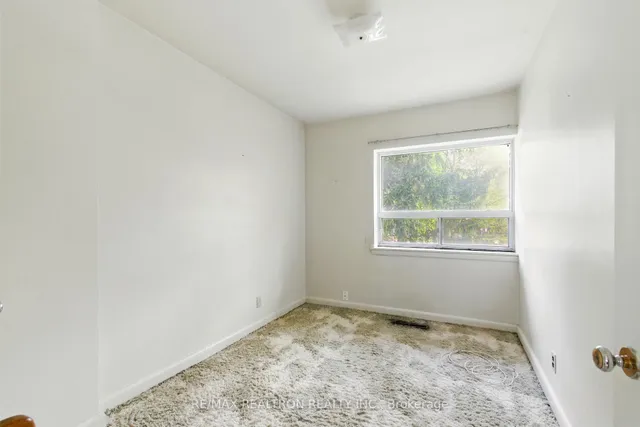 Additional image 7 of 104 Barber Greene Rd