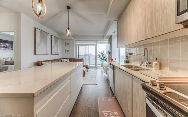 Additional image 13 of 55 Duke St Unit 1308