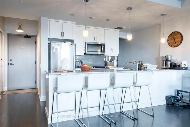 Additional image 5 of 181 James St Unit 713