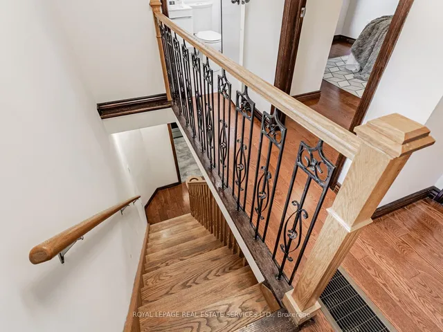 Additional image 20 of 50 Florence Cres