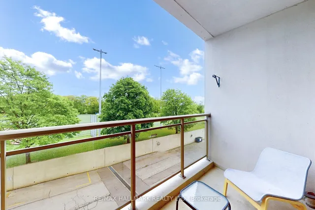 Additional image 16 of 1 Leaside Park Dr Unit 219