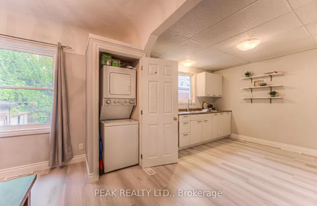 Additional image 27 of 19 Ellis Ave