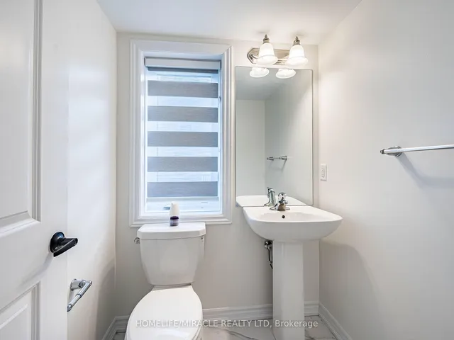 Additional image 28 of 106 Halliford Pl