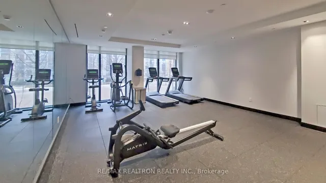 Additional image 43 of 65 Mutual St Unit 1702