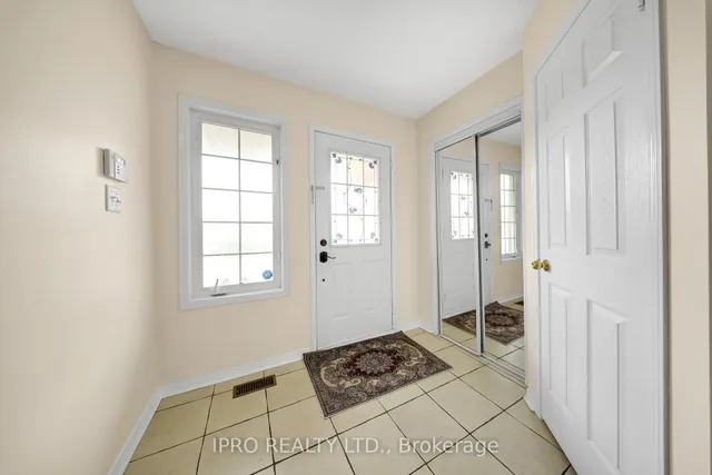 Additional image 3 of 1244 Mowat Lane