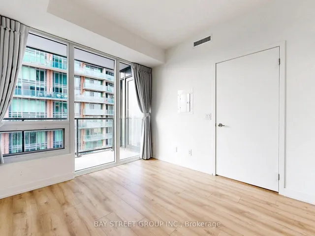 Additional image 9 of 135 East Liberty St Unit 1009