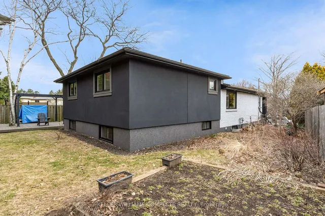 Additional image 28 of 19 Minstrel Crt