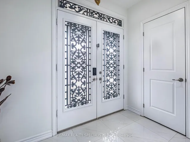 Additional image 4 of 479 Brisdale Dr