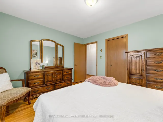 Additional image 17 of 31 Kilbourn Ave