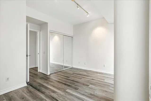 Additional image 22 of 5 Marine Parade Dr Unit 912