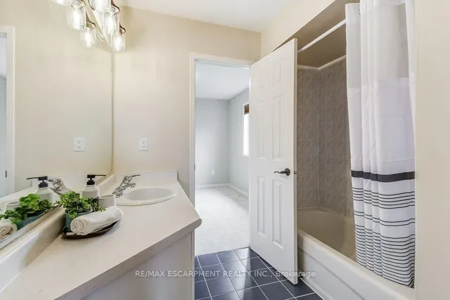 Additional image 26 of 98 Davidson Blvd