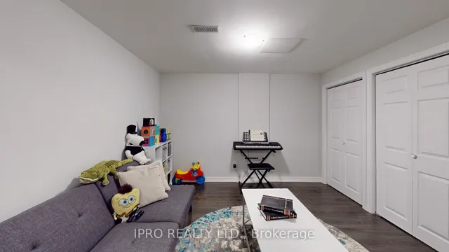 Additional image 42 of 35 Redcastle St