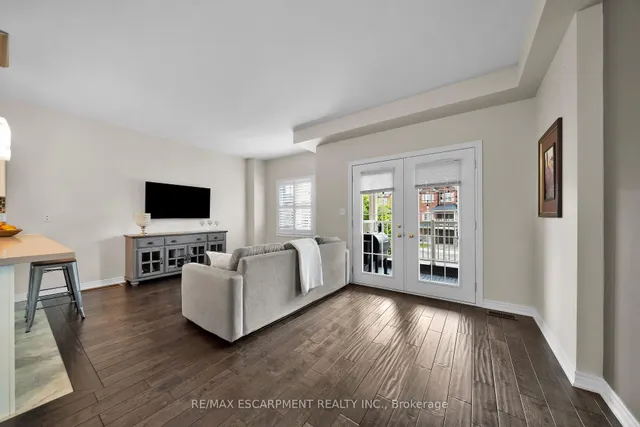 Additional image 18 of 19 Nisbet Blvd