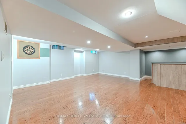 Additional image 34 of 100 Kimbark Dr