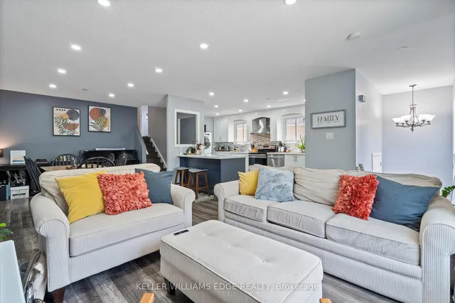 Additional image 3 of 1295 Consort Cres