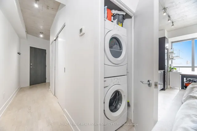 Additional image 31 of 90 Trinity St Unit 201