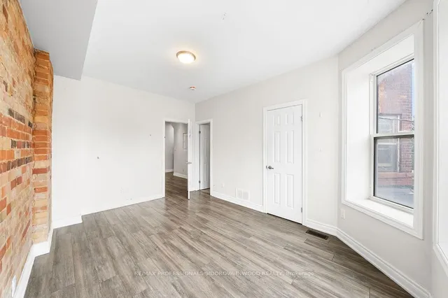 Additional image 17 of 13 Spencer Ave