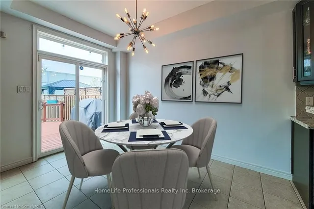 Additional image 13 of 33 Marina Point Cres