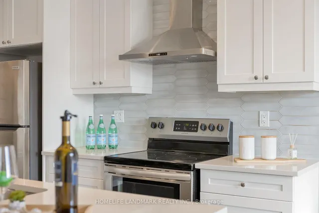 Additional image 17 of 130 Forestwalk St